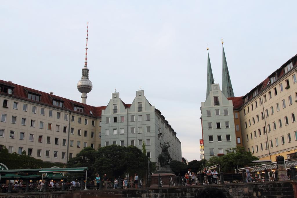 Hotel Und Restaurant Kranichsberg 볼테스도프 외부 사진